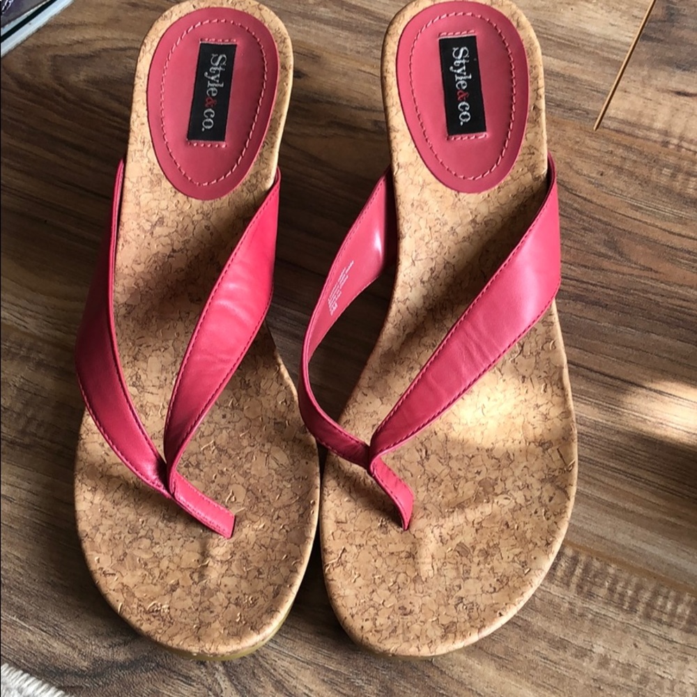 Sandal wedges. Size 9